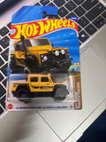 Hot Wheels Mainline 2025 : 15 Land rover defender double cab/ Vehicule a cabine double