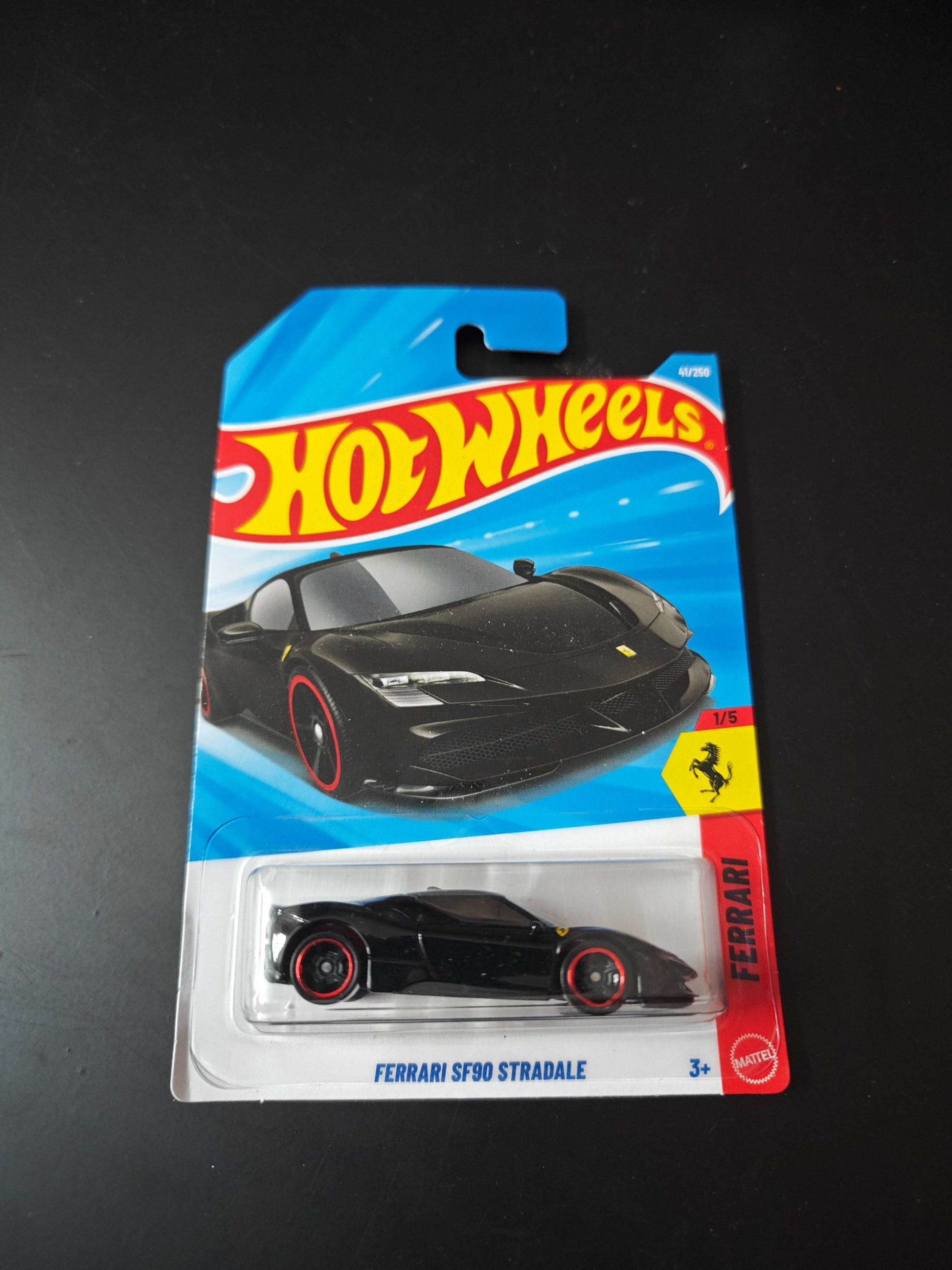 Hot Wheels Ferrari SF90 Stradale Ferrari Ages 3 and Up 41/250 (Black)