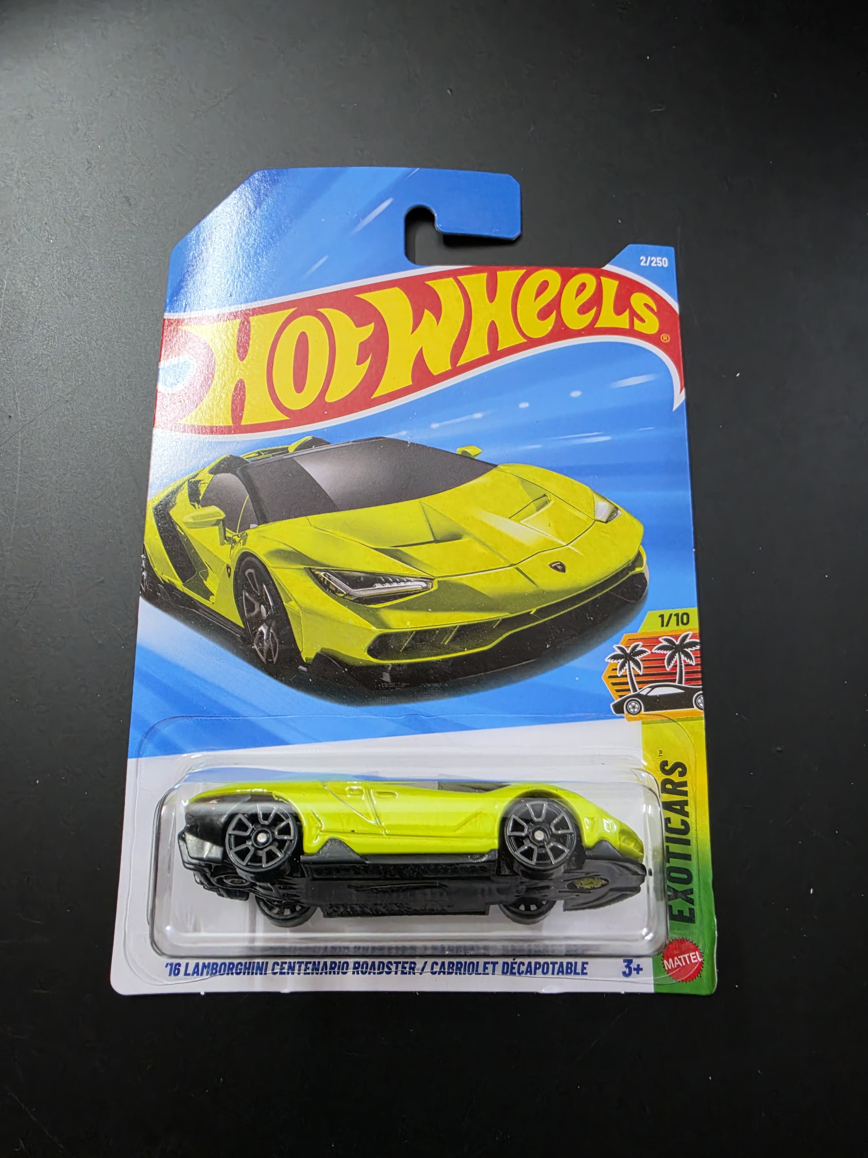Hot Wheels 16 Lamborghini Centenario Roadster Exoticars Ages 3 and Up 2/250 (Green)